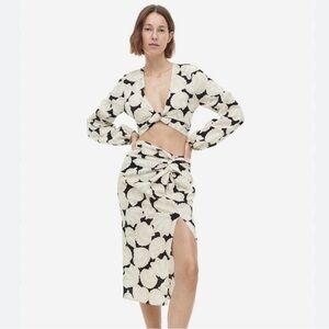 H&M Seashell Print Linen Pencil Skirt